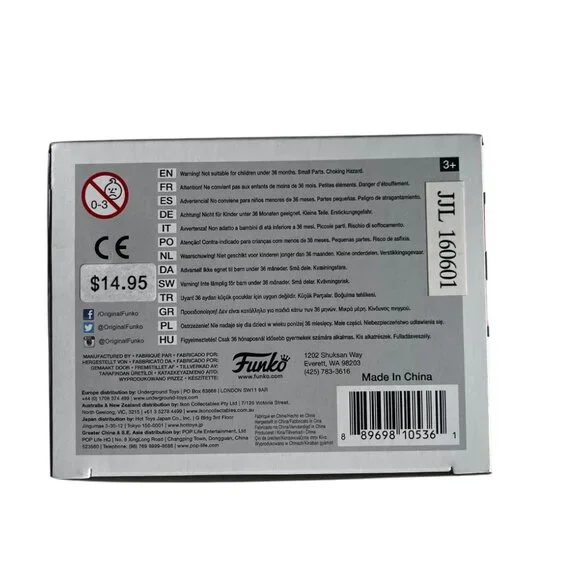 Funko POP Snoopy from Peanuts Rock The Vote 2016 Summer Convention Exclusive - Picture 6 of 8